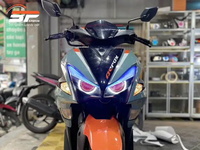 Thay Đèn Demi Có Bị Phạt
