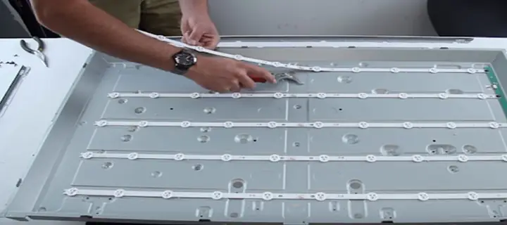 Thay Đèn Led Tivi Toshiba