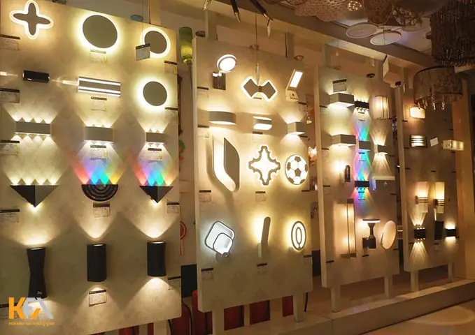 Thiết Kế Cửa Hàng Đèn Trang Trí