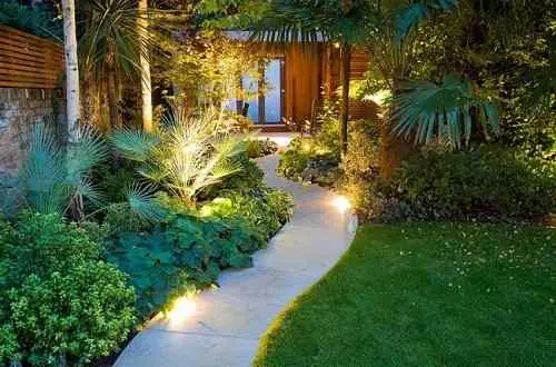 Thiết Kế Đèn Sân Vườn