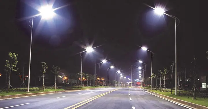 Trụ Đèn Chiếu Sáng Công Cộng