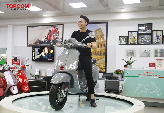 Vespa Đèn Vuông Giá Bao Nhiêu