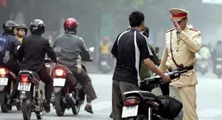 Vượt Đèn Đỏ Có Bị Tước Giấy Phép Lái Xe
