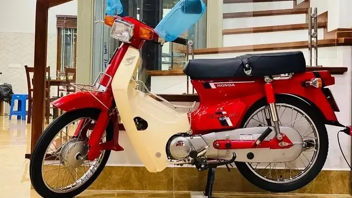 Xe Cub 70 Đèn Vuông