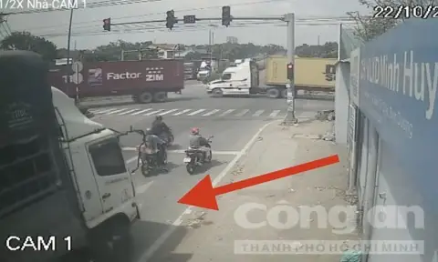 Xe Tải Vượt Đèn Đỏ